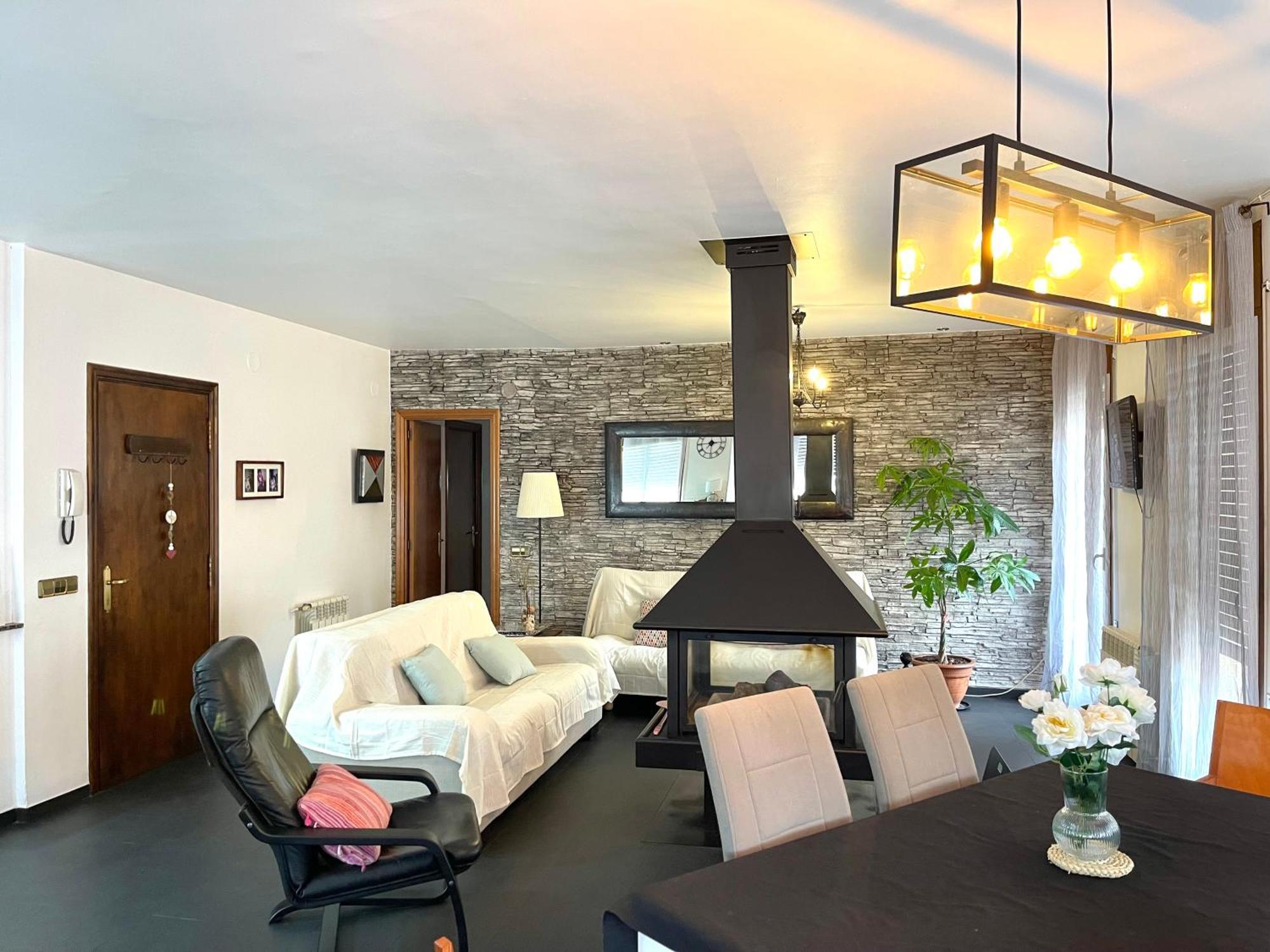 Alojamiento Turistico Casa Ela L'Aldea Luaran gambar
